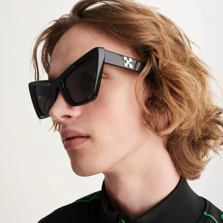 Off White Edvard